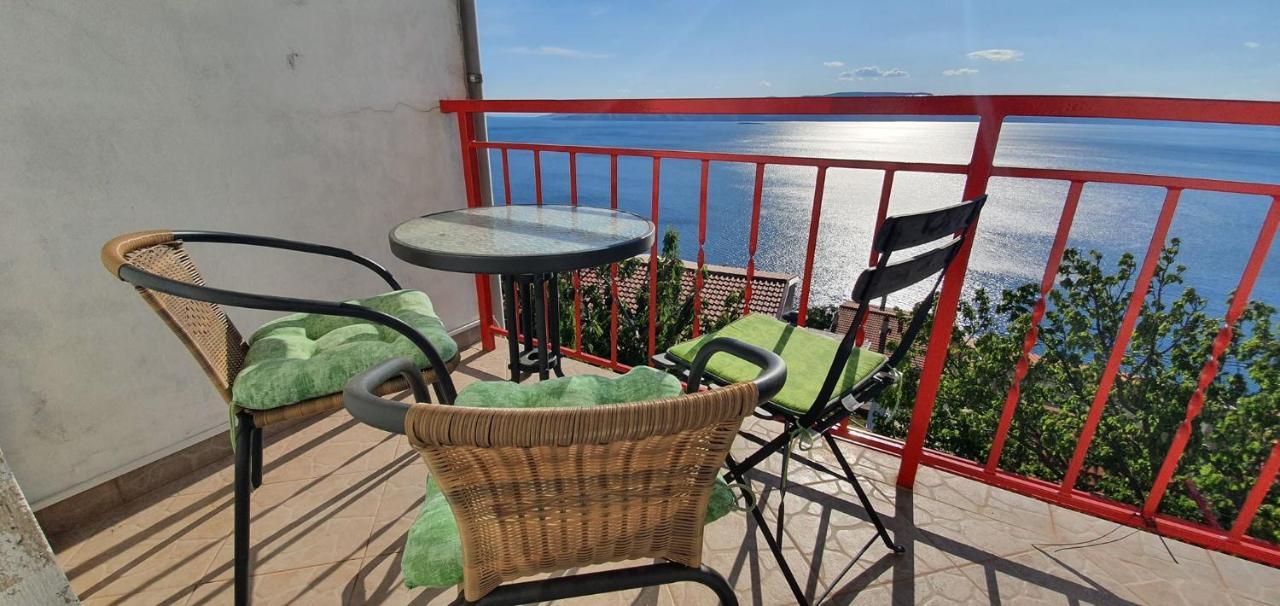 Apartments New Charming Сен Екстериор снимка