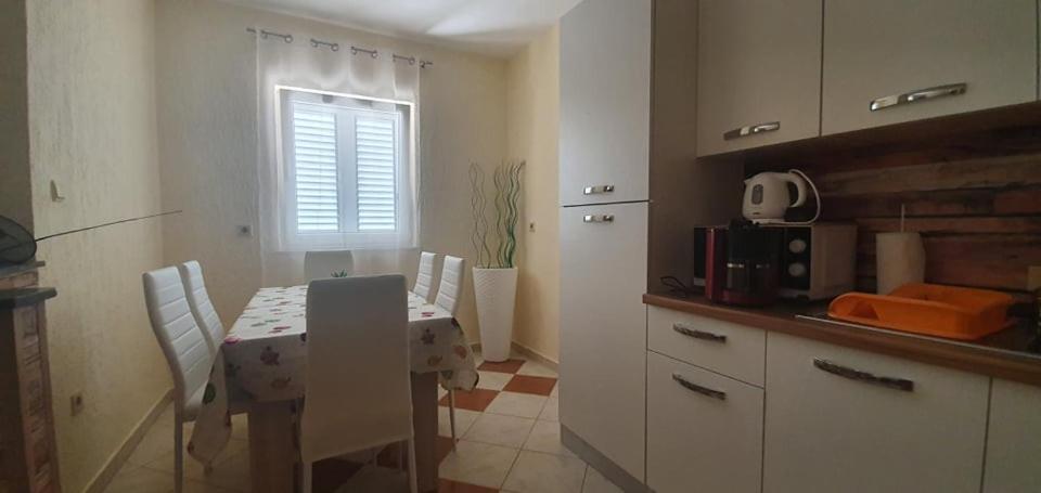 Apartments New Charming Сен Екстериор снимка