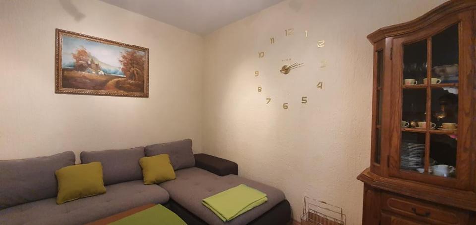 Apartments New Charming Сен Екстериор снимка