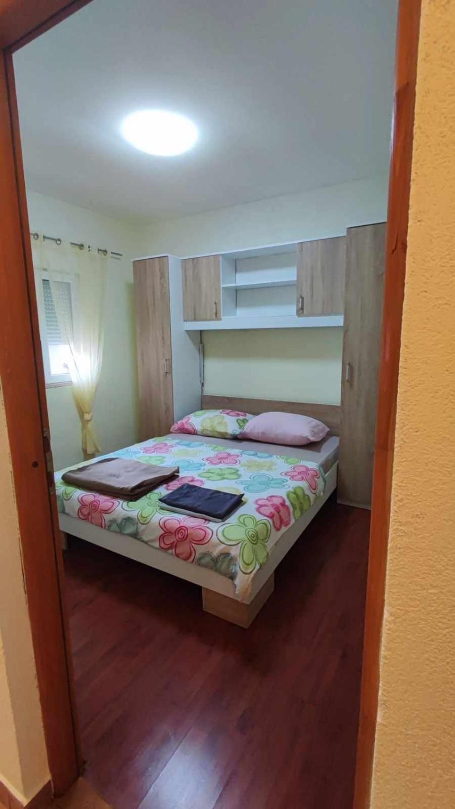 Apartments New Charming Сен Екстериор снимка